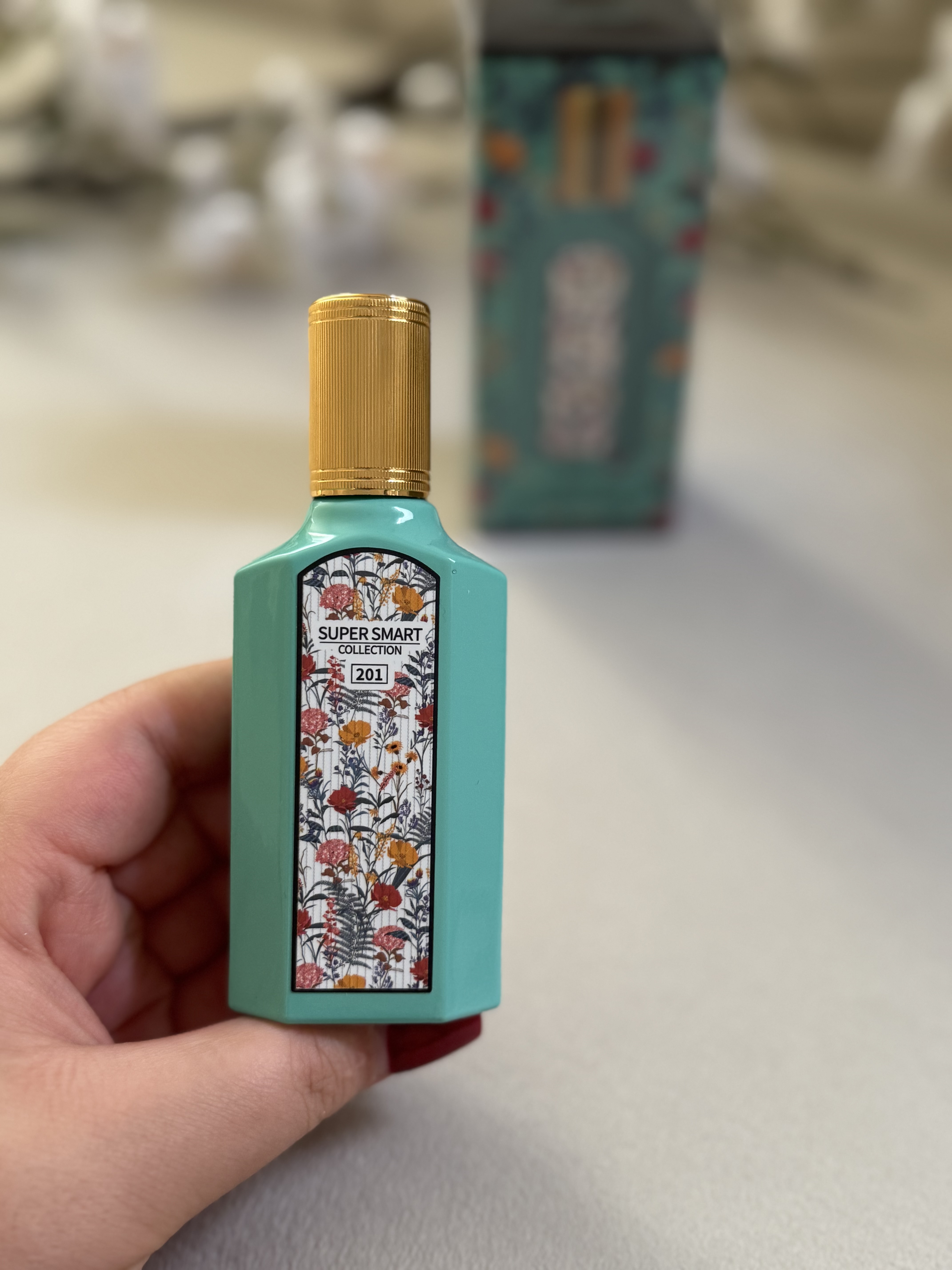 عطر ادکلن زنانه مینی گوچی فلورا گورجس جاسمین حجم ۲۵ میل