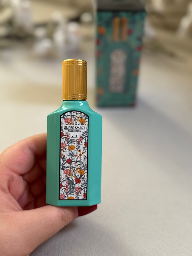 عطر ادکلن زنانه مینی گوچی فلورا گورجس جاسمین حجم ۲۵ میل