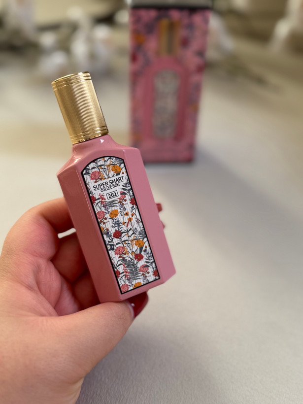عطر ادکلن مینی گوچی فلورا گورجس گاردنیا حجم ۲۵ میل ( شرکتی)